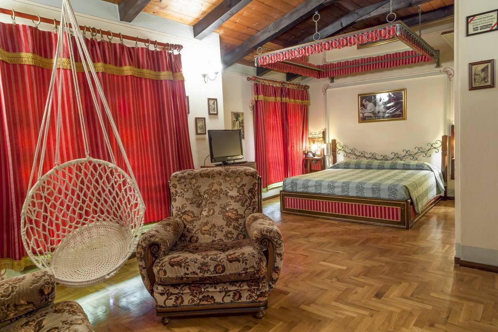 Hotel Villino Della Flanella Modena Room photo